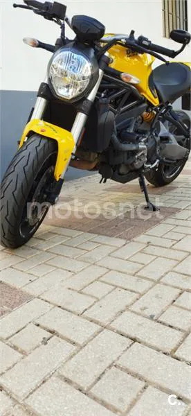 Ducati Monster 821 – Vista 5