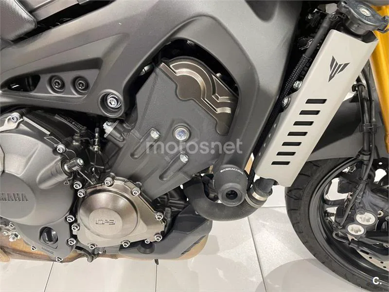 Yamaha MT-09 – Vista 3