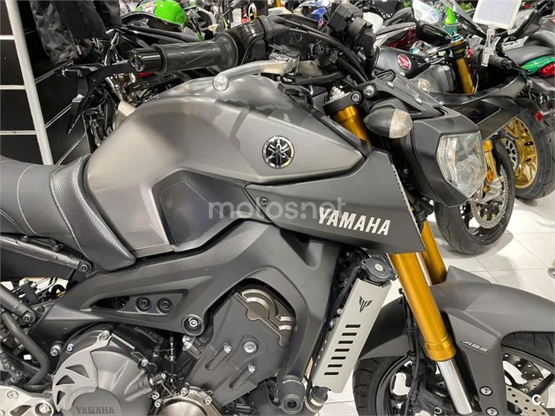 Yamaha MT-09 – Vista 5