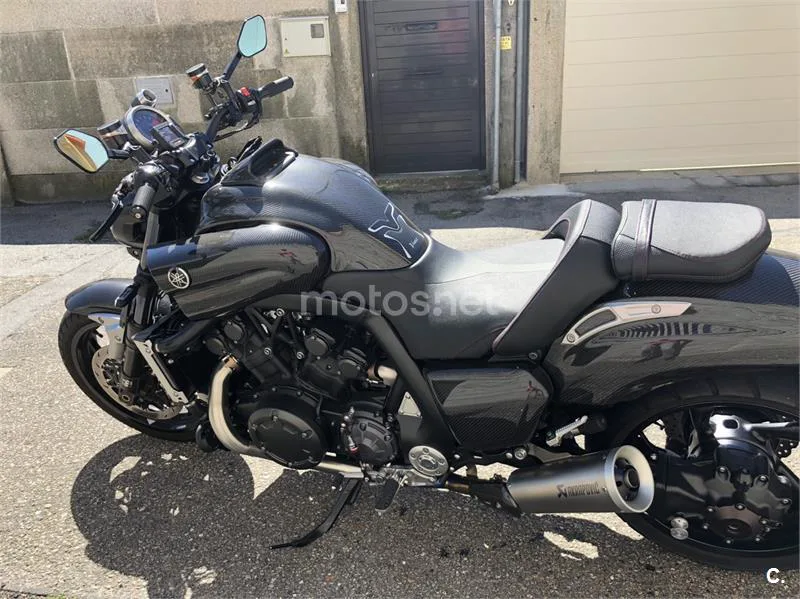 Yamaha V-Max 1700 – Vista 12