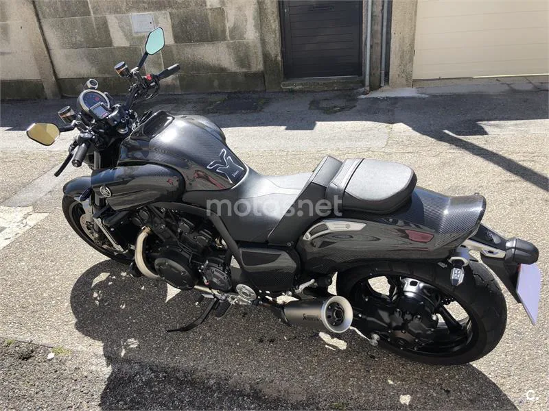 Yamaha V-Max 1700 – Vista 14