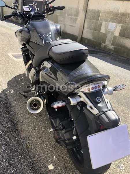 Yamaha V-Max 1700 – Vista 15
