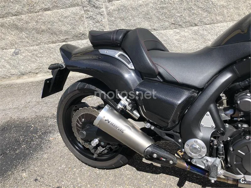 Yamaha V-Max 1700 – Vista 19