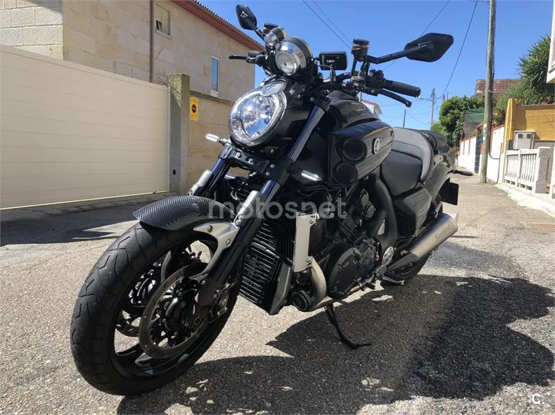 Yamaha V-Max 1700 – Vista 34