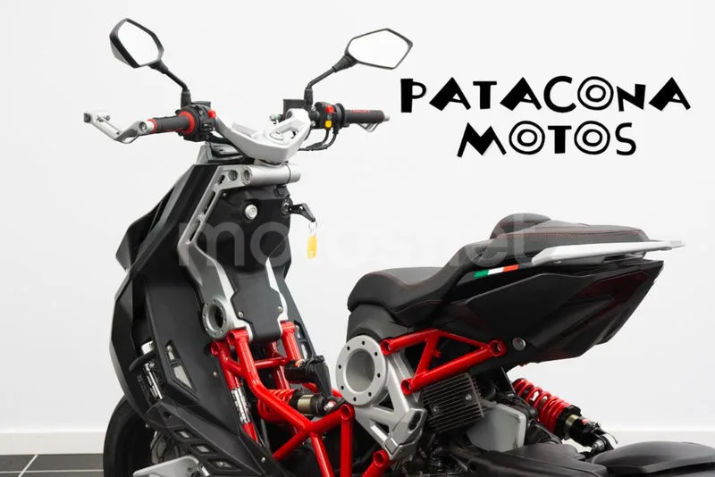 Italjet Dragster 125 LC - Vista 4
