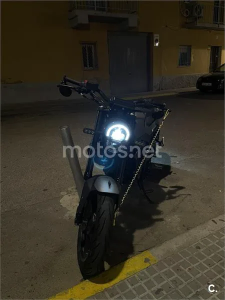 Benelli Leoncino 125 – Vista 2