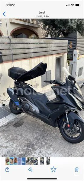 Kymco AK 550 – Vista 8