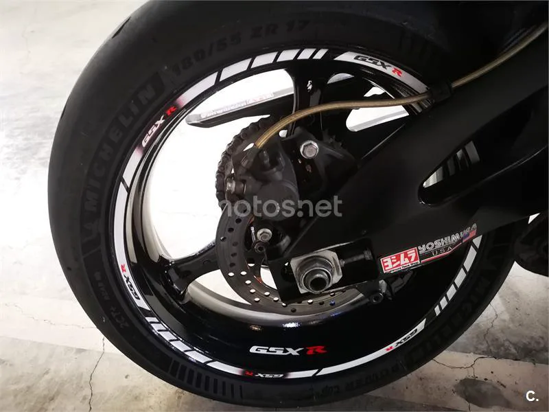 Suzuki GSX R600 – Vista 8