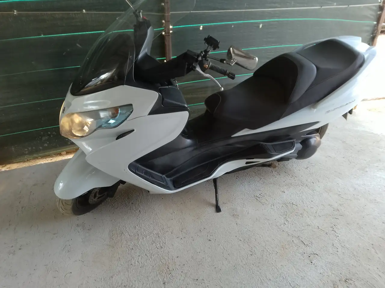 Suzuki Burgman 400 - Vista 6
