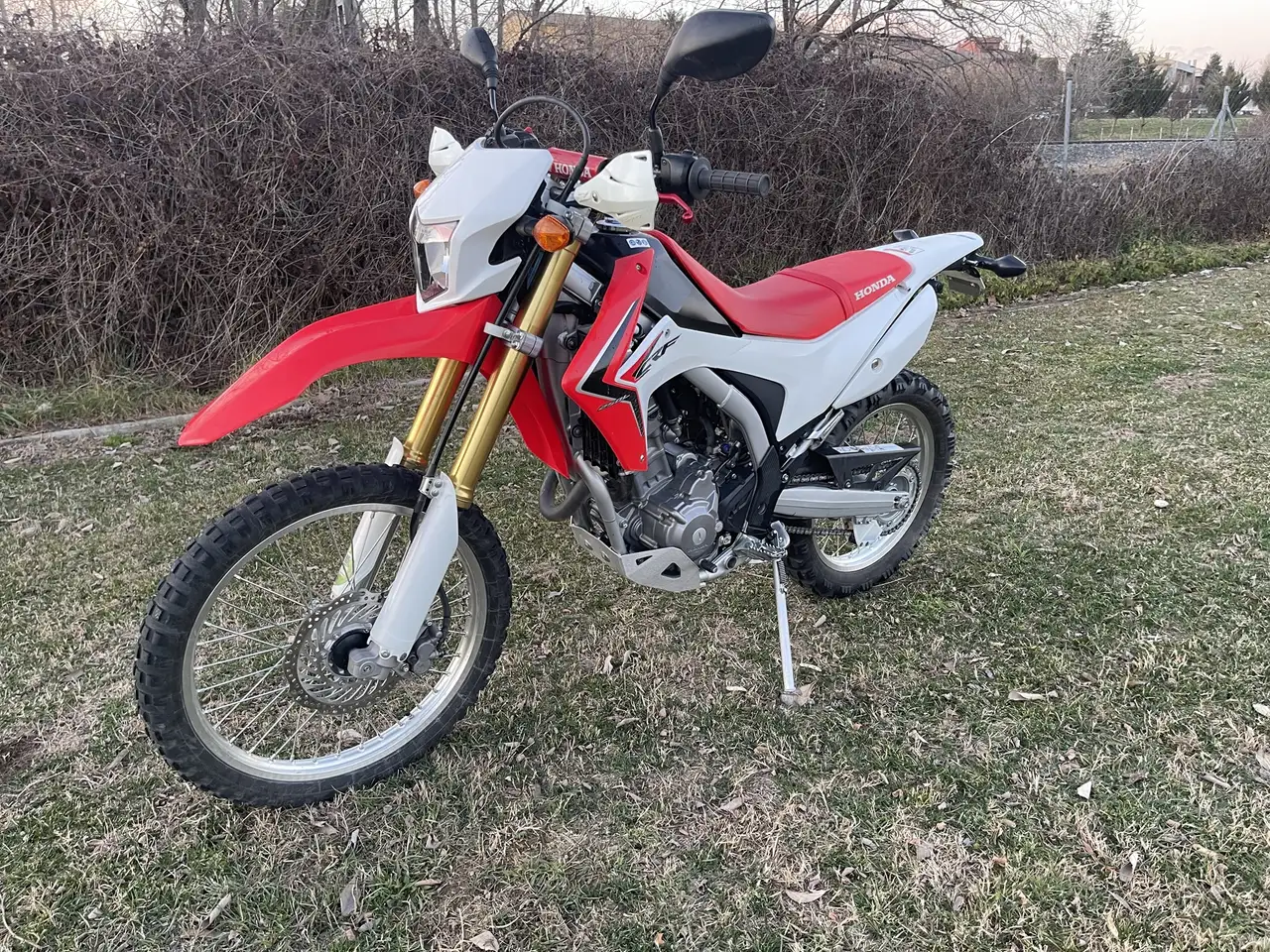 Honda CRF 250 – Vista 5