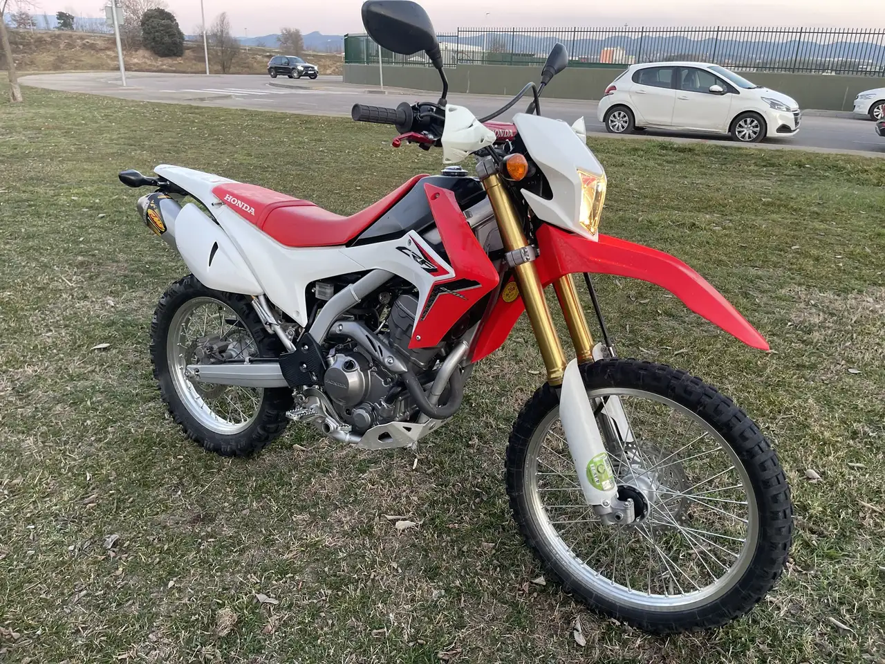Honda CRF 250 – Vista 7