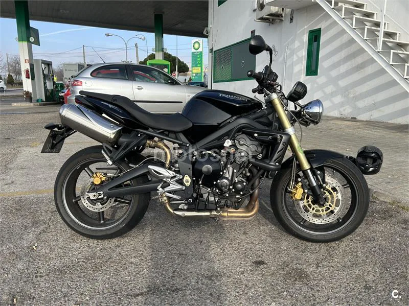 Triumph Street Triple – Vista 2