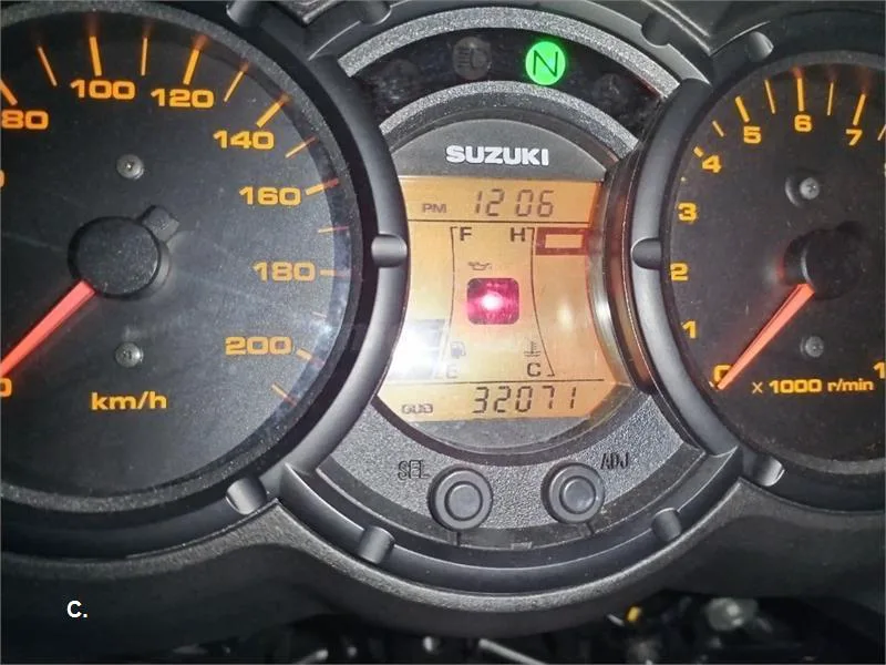 Suzuki V-Strom 650 – Vista 3