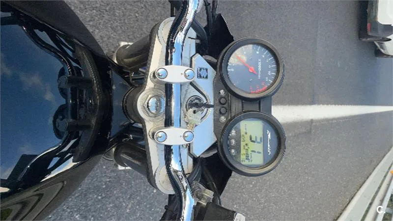 Suzuki Bandit 600 - Vista 3