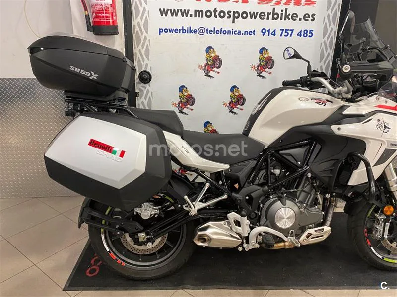 Benelli TRK 502 – Vista 8