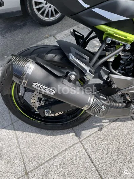 Kawasaki Z 125 – Vista 9