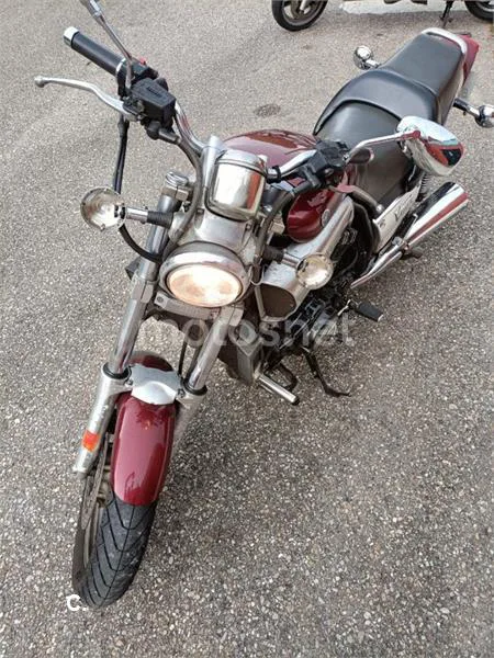 Yamaha V-Max 1200 – Vista 8
