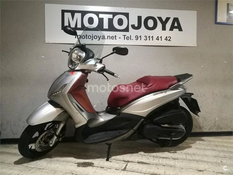 Piaggio Beverly Sport Touring 350 – Vista 6