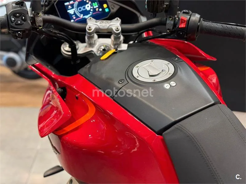 Moto Guzzi V100 Mandello – Vista 5
