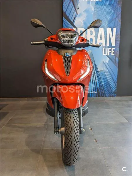 Piaggio Beverly – Vista 3