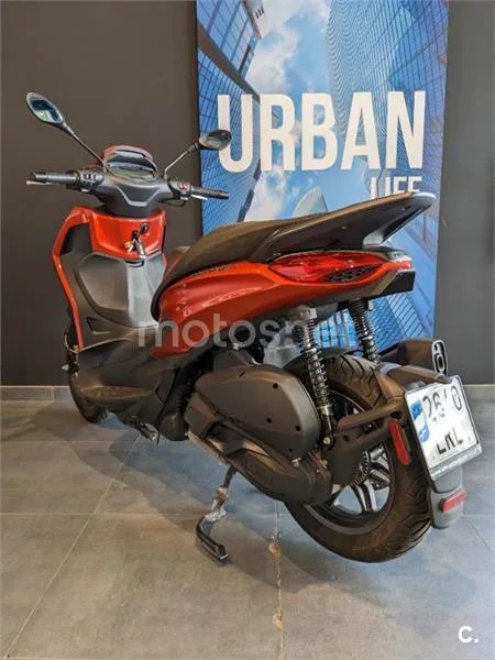 Piaggio Beverly – Vista 6