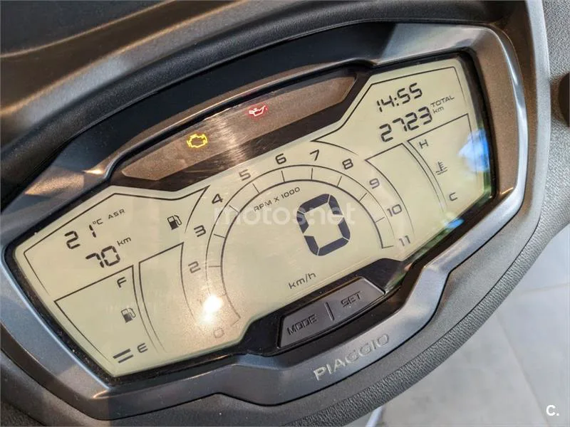 Piaggio Beverly – Vista 8