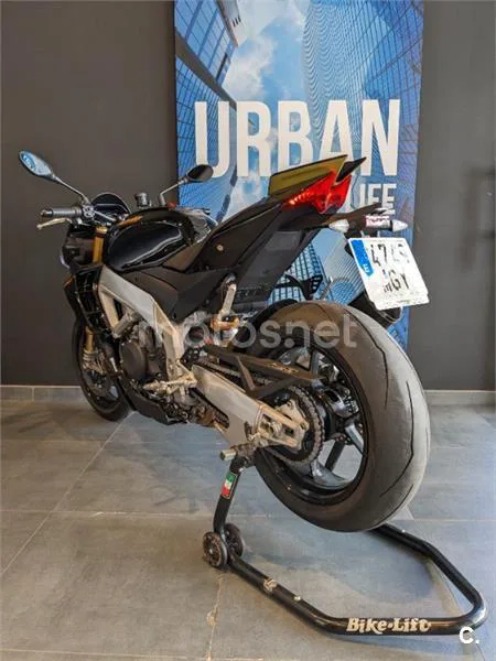 Aprilia Tuono V4 1100 Factory – Vista 6