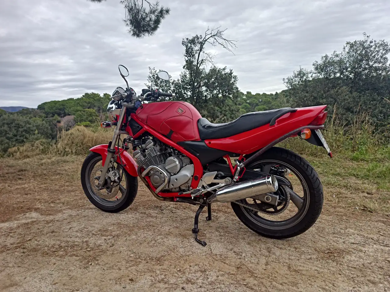 Yamaha XJ 600 – Vista 3