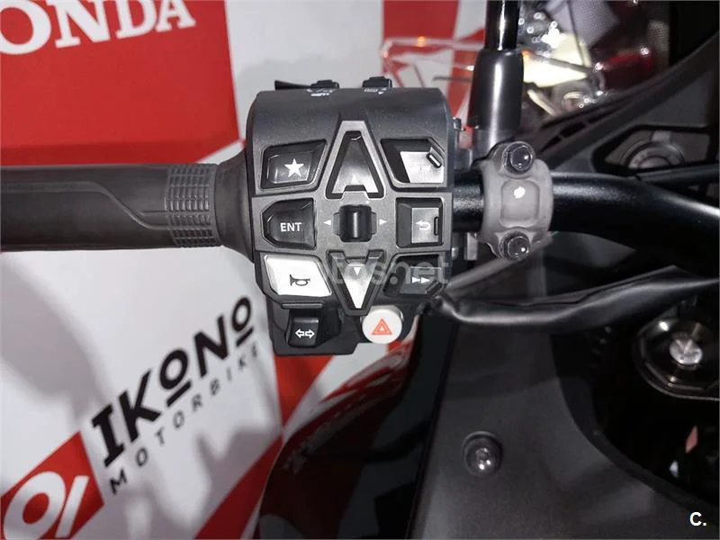 Honda NT1100 – Vista 8