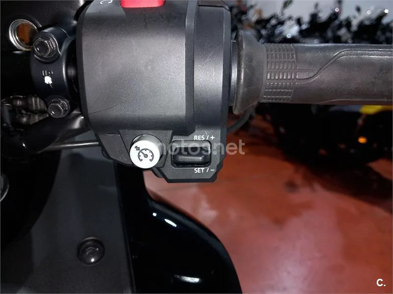 Honda NT1100 – Vista 9