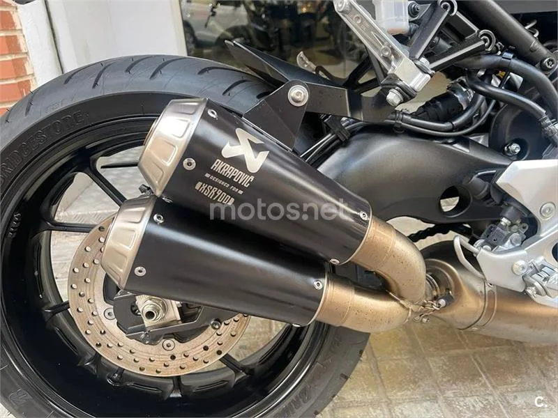 Yamaha XSR 900 – Vista 7