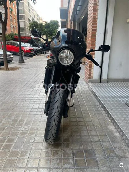 Yamaha XSR 900 – Vista 8