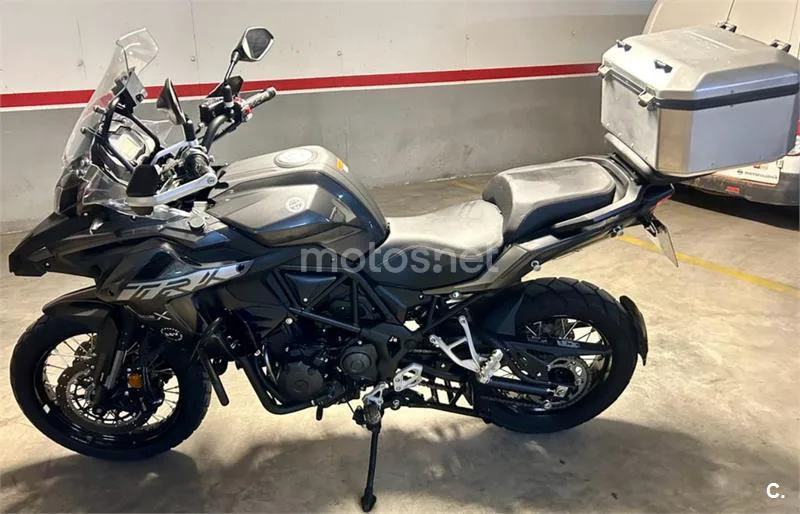 Benelli TRK 502 – Vista 2