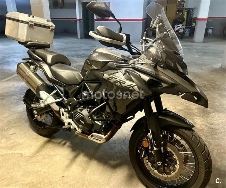 Benelli TRK 502 – Vista 3