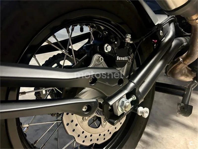 Benelli TRK 502 – Vista 6