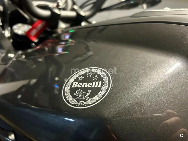 Benelli TRK 502 – Vista 9
