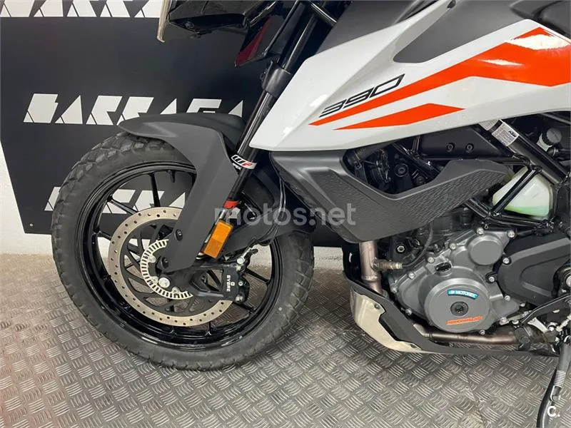 KTM 390 – Vista 4
