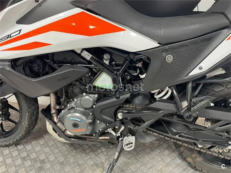 KTM 390 – Vista 5