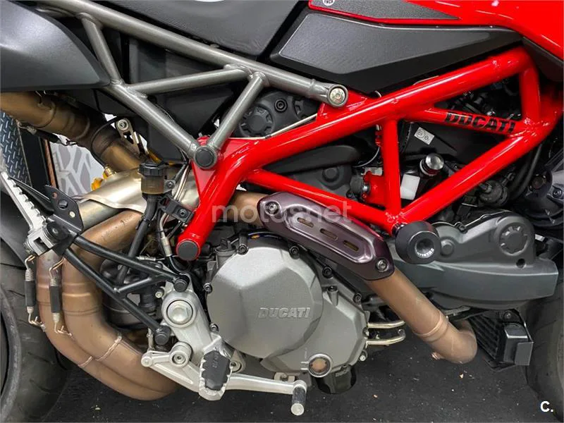 Ducati Hypermotard – Vista 13