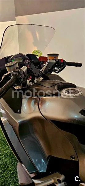 Kawasaki 1400GTR – Vista 8