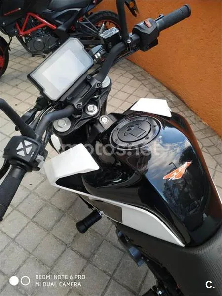 KTM 125 – Vista 7