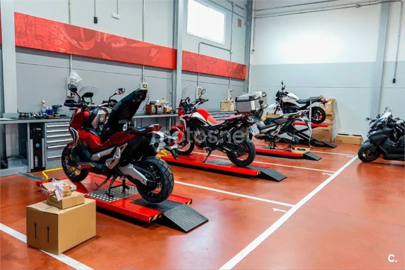 Honda SH 125i – Vista 13