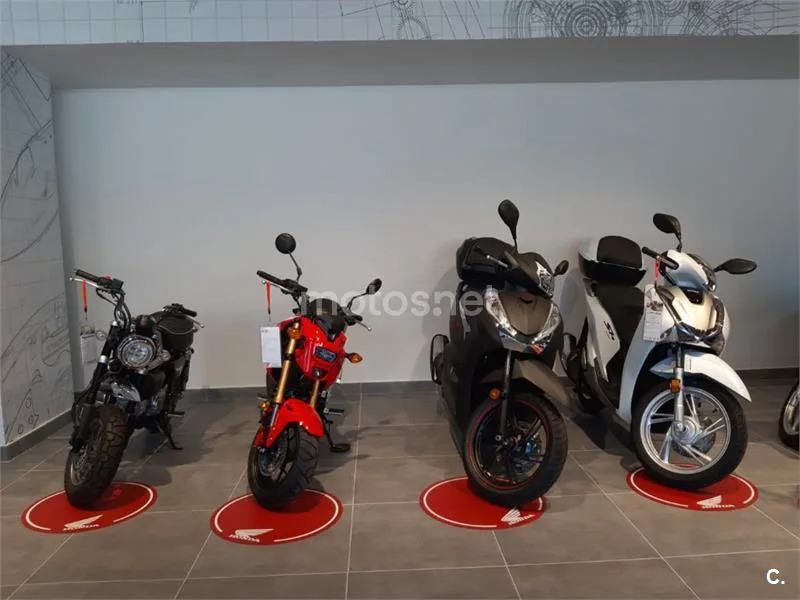 Honda SH 125i – Vista 35