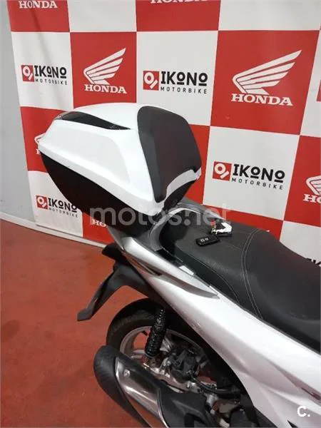 Honda SH 125i – Vista 5
