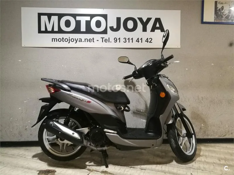 SYM Symphony 125 ST – Vista 4