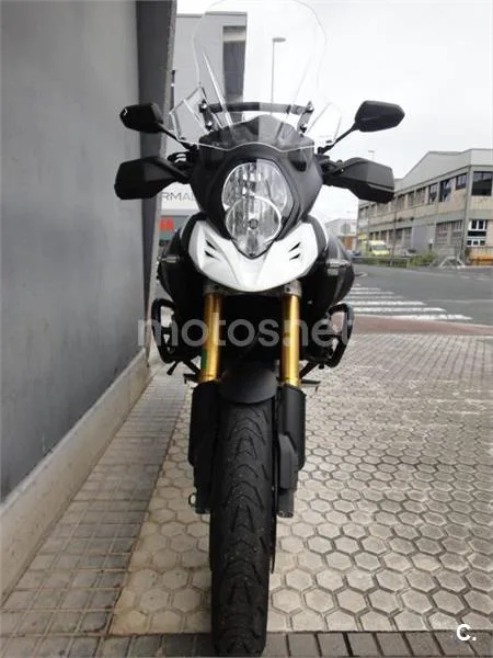 Suzuki V-Strom 1000 – Vista 3