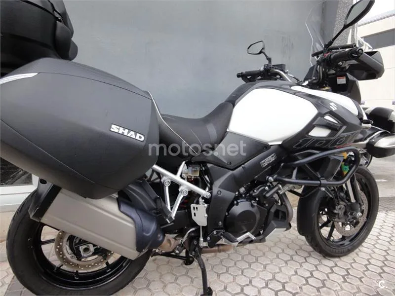 Suzuki V-Strom 1000 – Vista 4