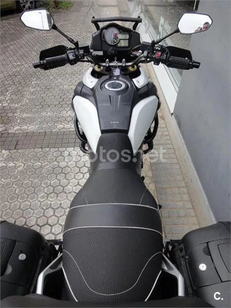 Suzuki V-Strom 1000 – Vista 8