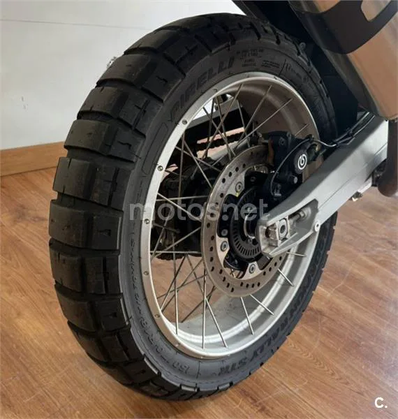 Aprilia Tuareg 660 – Vista 3