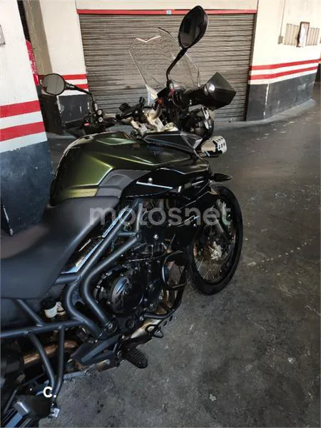 Triumph Tiger 800 XC – Vista 7